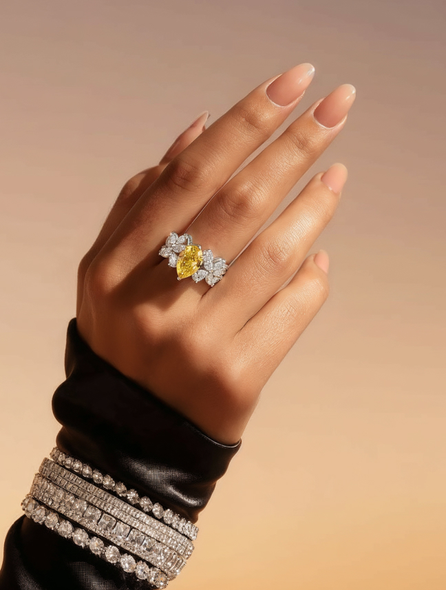 HIGH-END JEWELRY Ring in White Gold with Lab Grown Diamonds